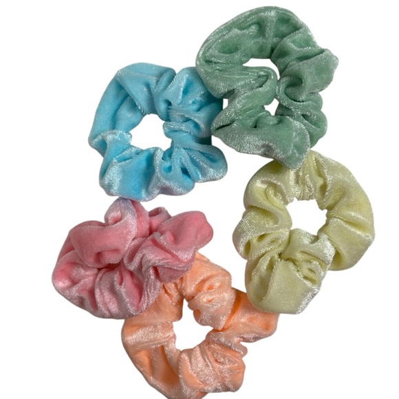 Forever 21 5-Piece Set of Pastel Tone Scrunchies Hair Ties NWOT - Picture 8 of 9